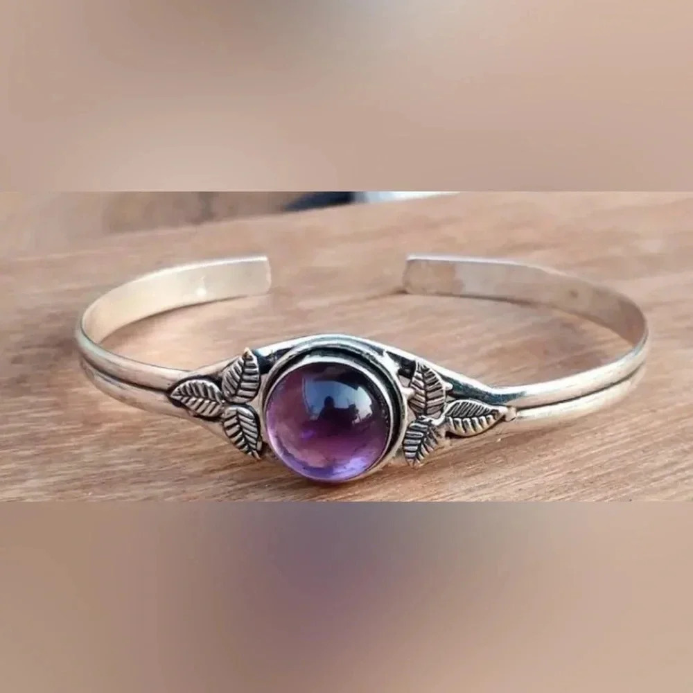 Exquisite  amethyst fashion statement bracelet adjustable one